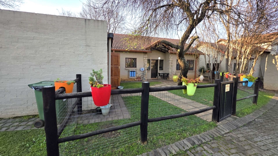 2 Bedroom Property for Sale in The Coves North West